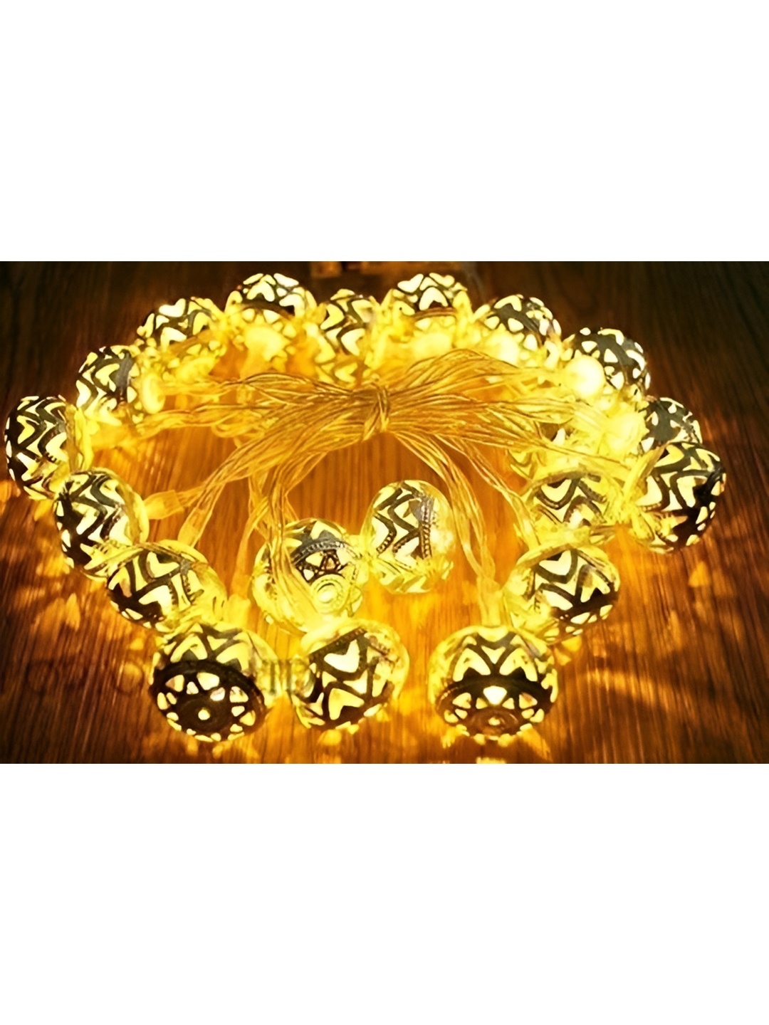 

ENORMITY Yellow Ball Shaped LED String Lights, Gold