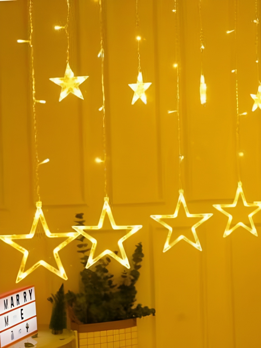 

ENORMITY Yellow Star Shape String Lights