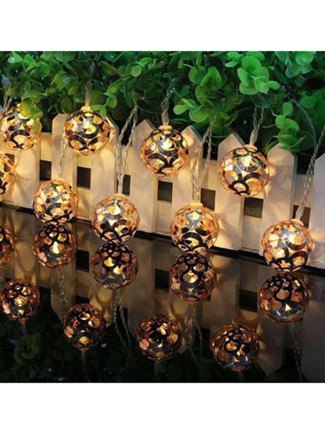 

ENORMITY Yellow & White Ball Shape Bulb String Lights