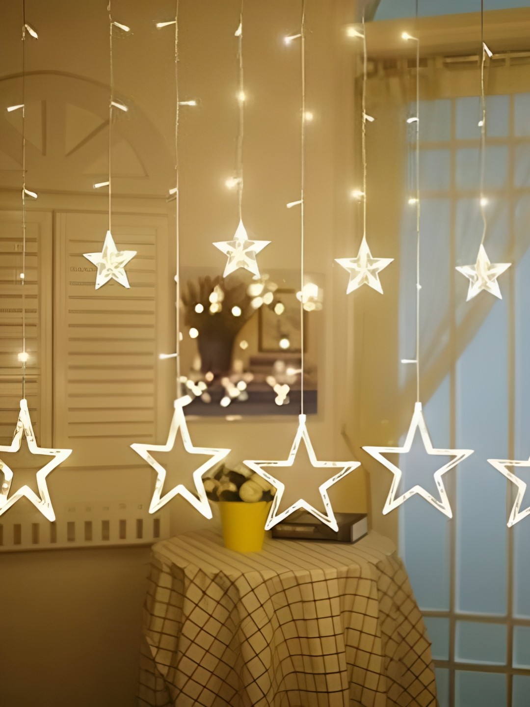 

ENORMITY Yellow Star Shape String Lights