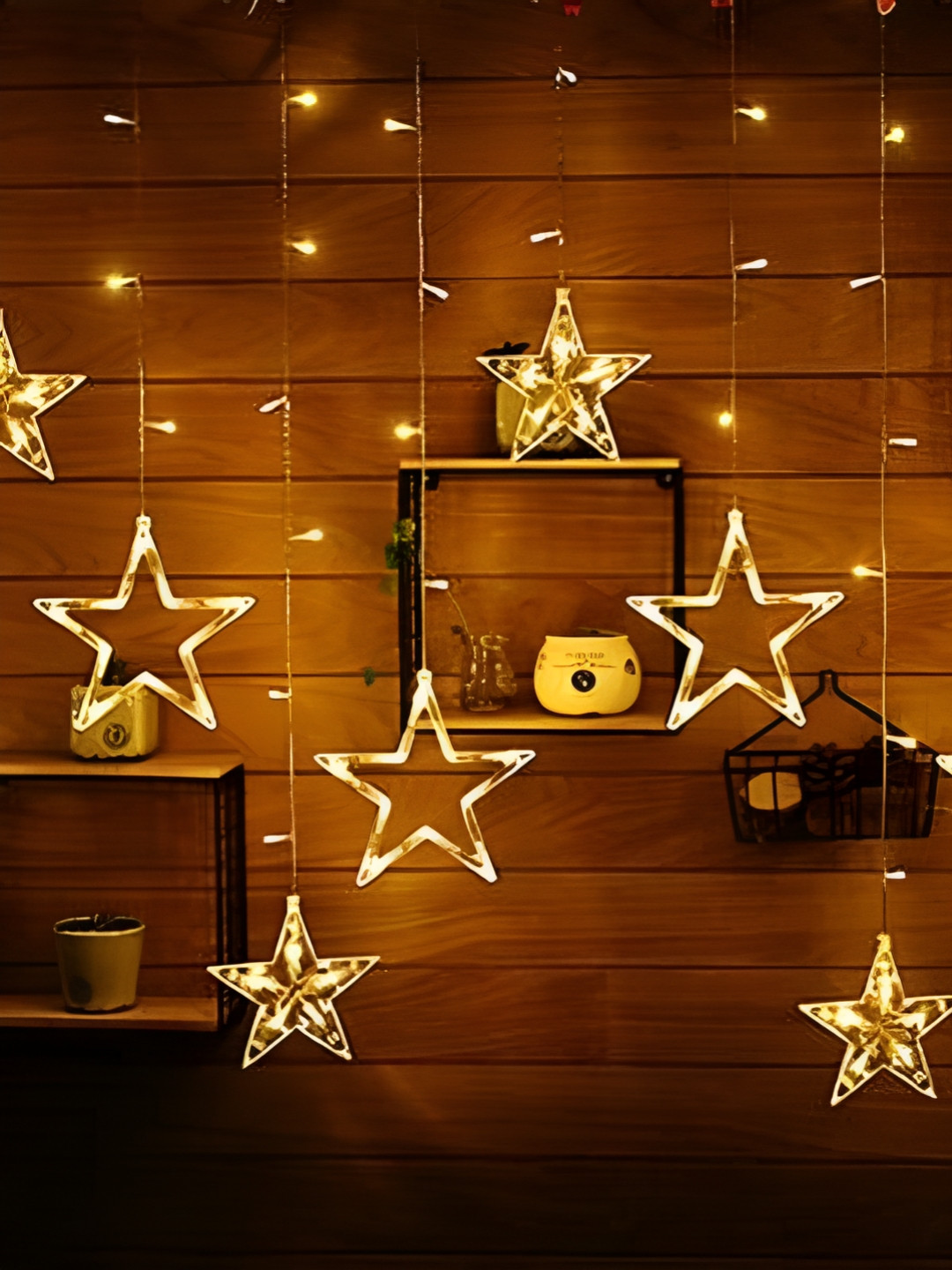

ENORMITY Yellow & White Star Shape Bulb String Lights