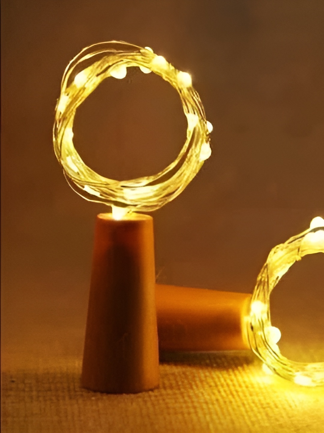 

ENORMITY Yellow Rice Shaped Cork LED String Lights