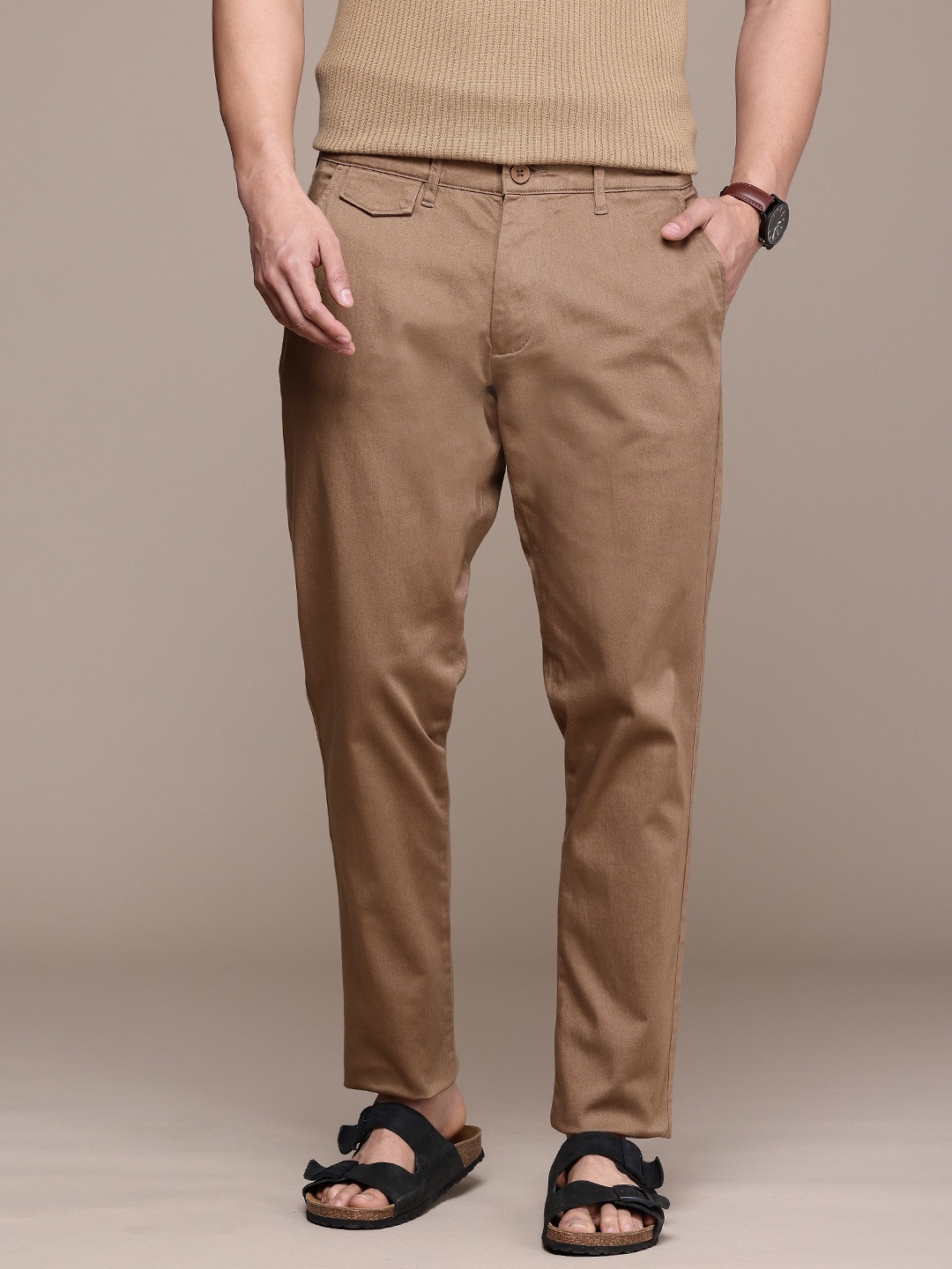 

French Connection Men Regular Fit Solid Casual Chinos Trouser, Brown