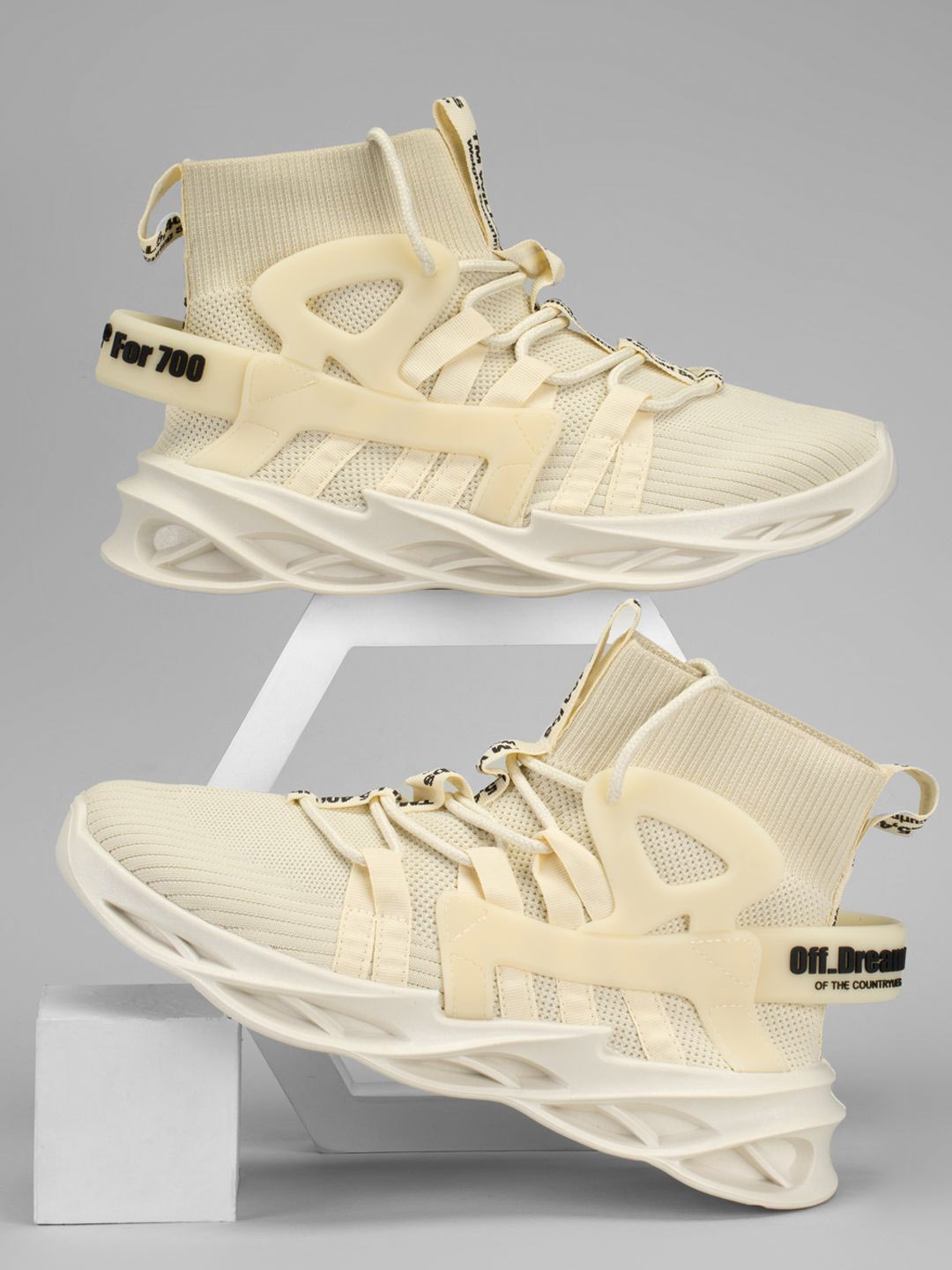 

RapidBox Men Woven Design Sneakers, Beige