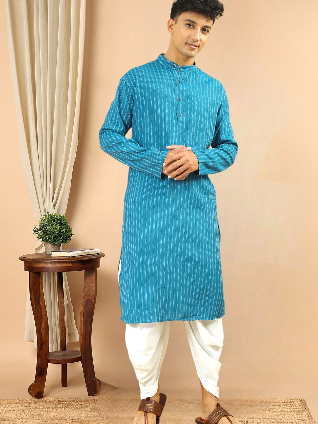 

TATTVA Men Striped Regular Pure Cotton Kurta with Dhoti Pants, Blue