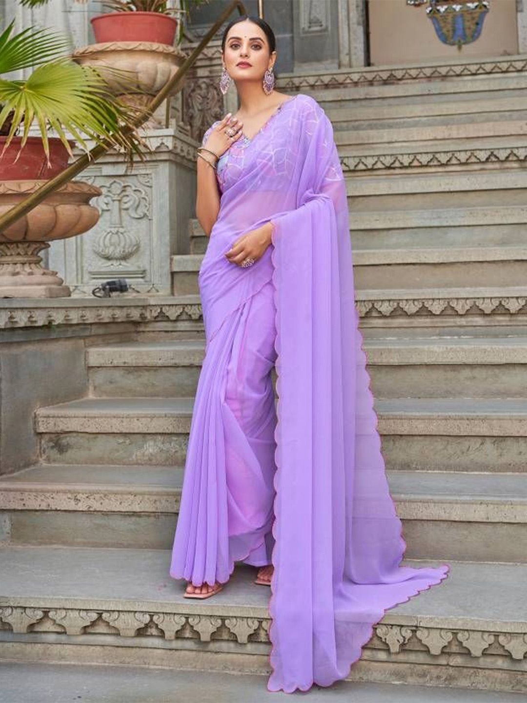 

ISHA TRADE Pure Georgette Heavy Work Saree, Lavender