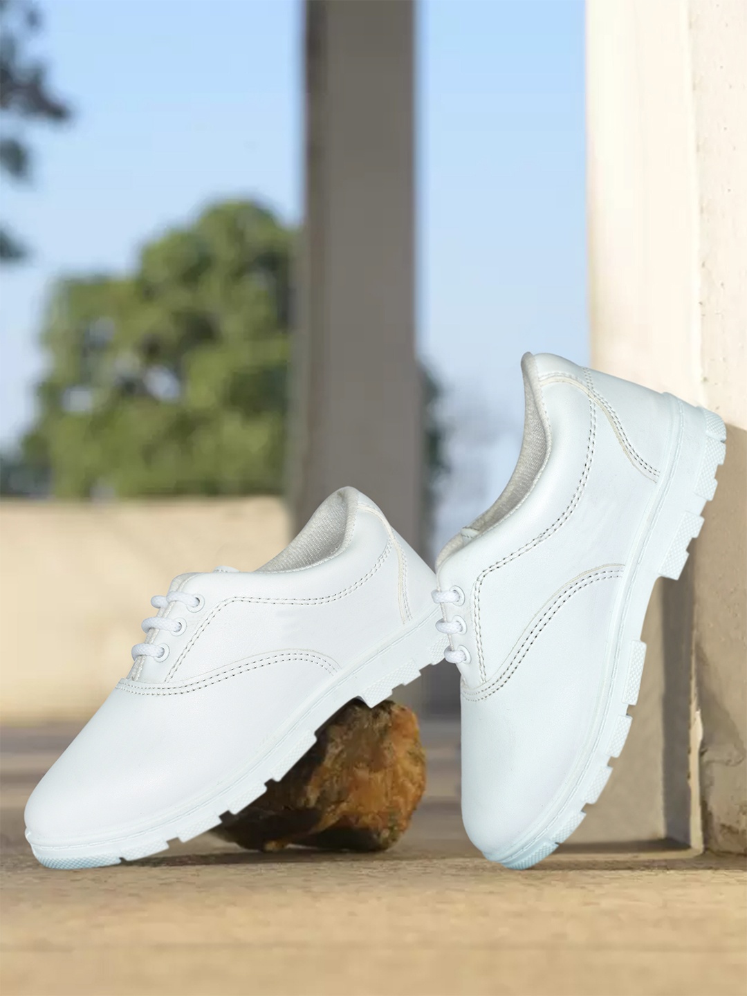 

Ajanta Boys Perforations Brogues, White