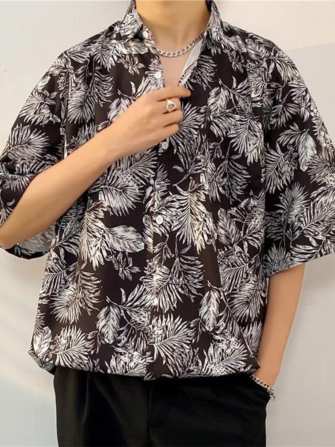 

StyleCast Men Floral Opaque Printed Casual Shirt, Black