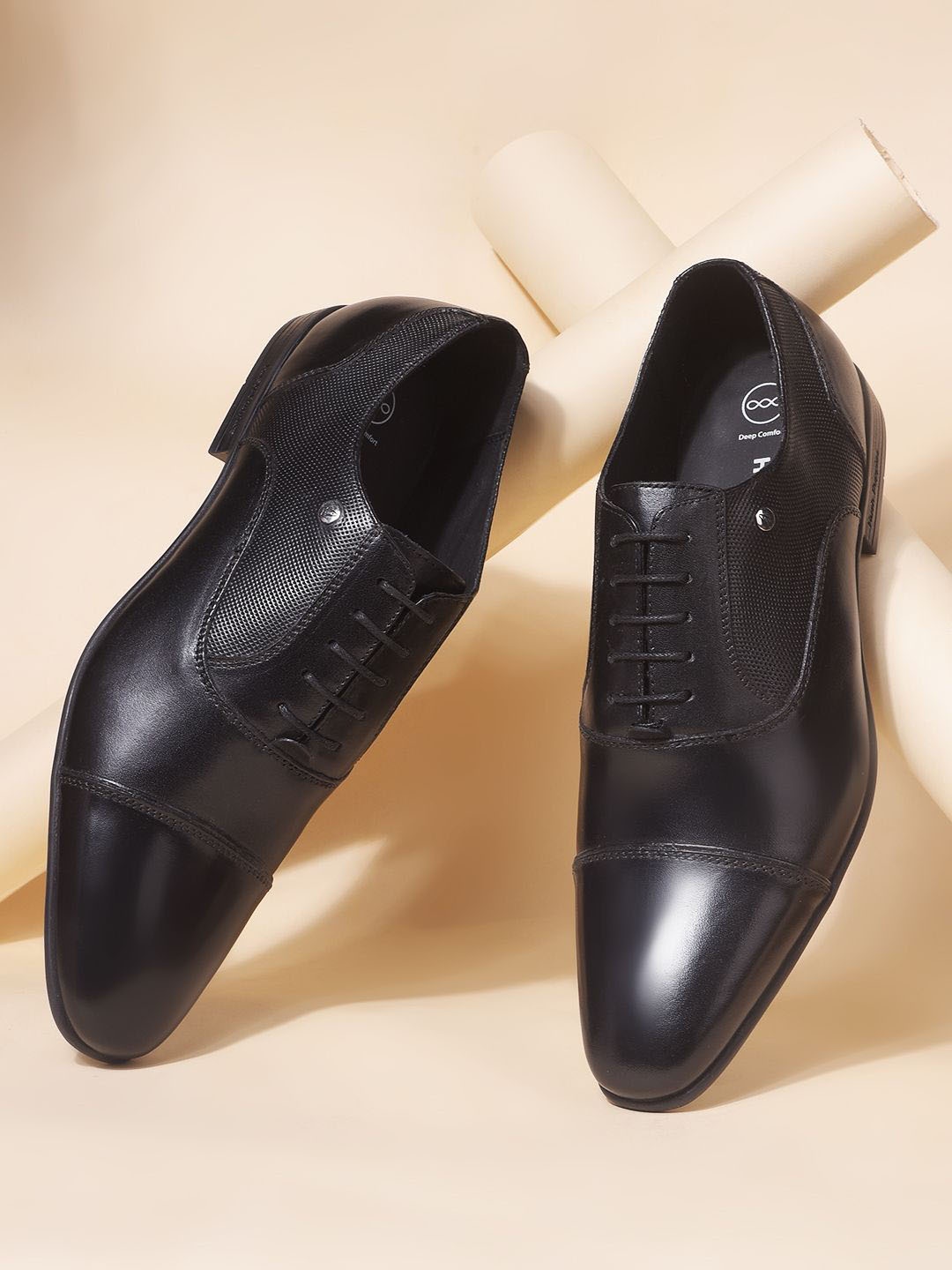 

Hush Puppies Men Leather Formal Oxfords, Black