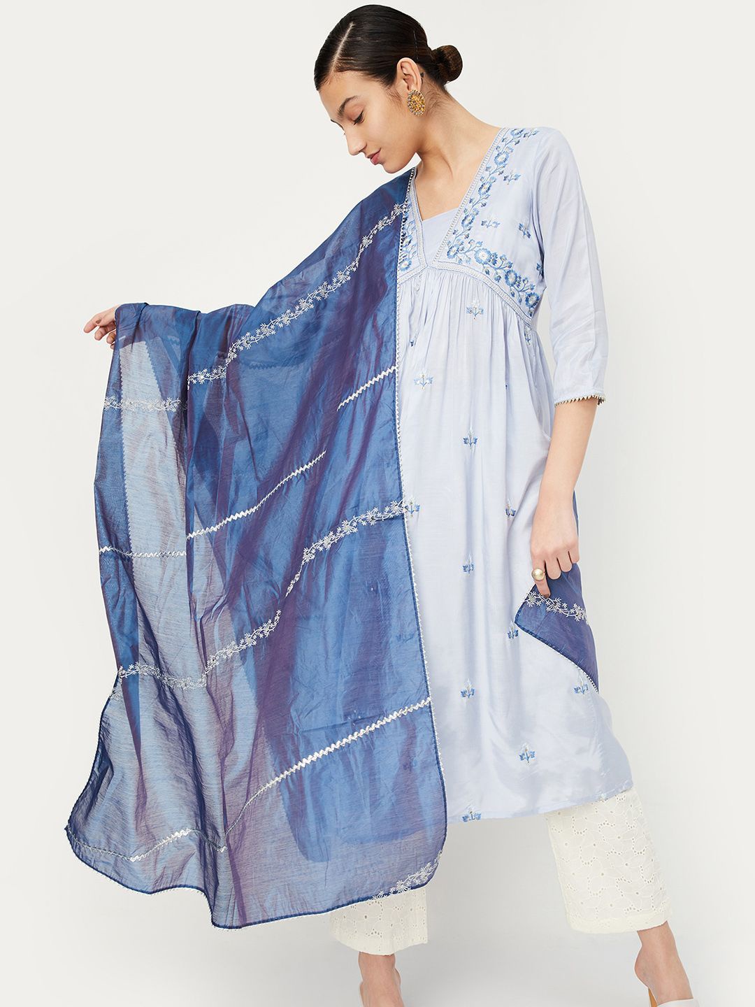 

max Embroidered Dupatta, Blue