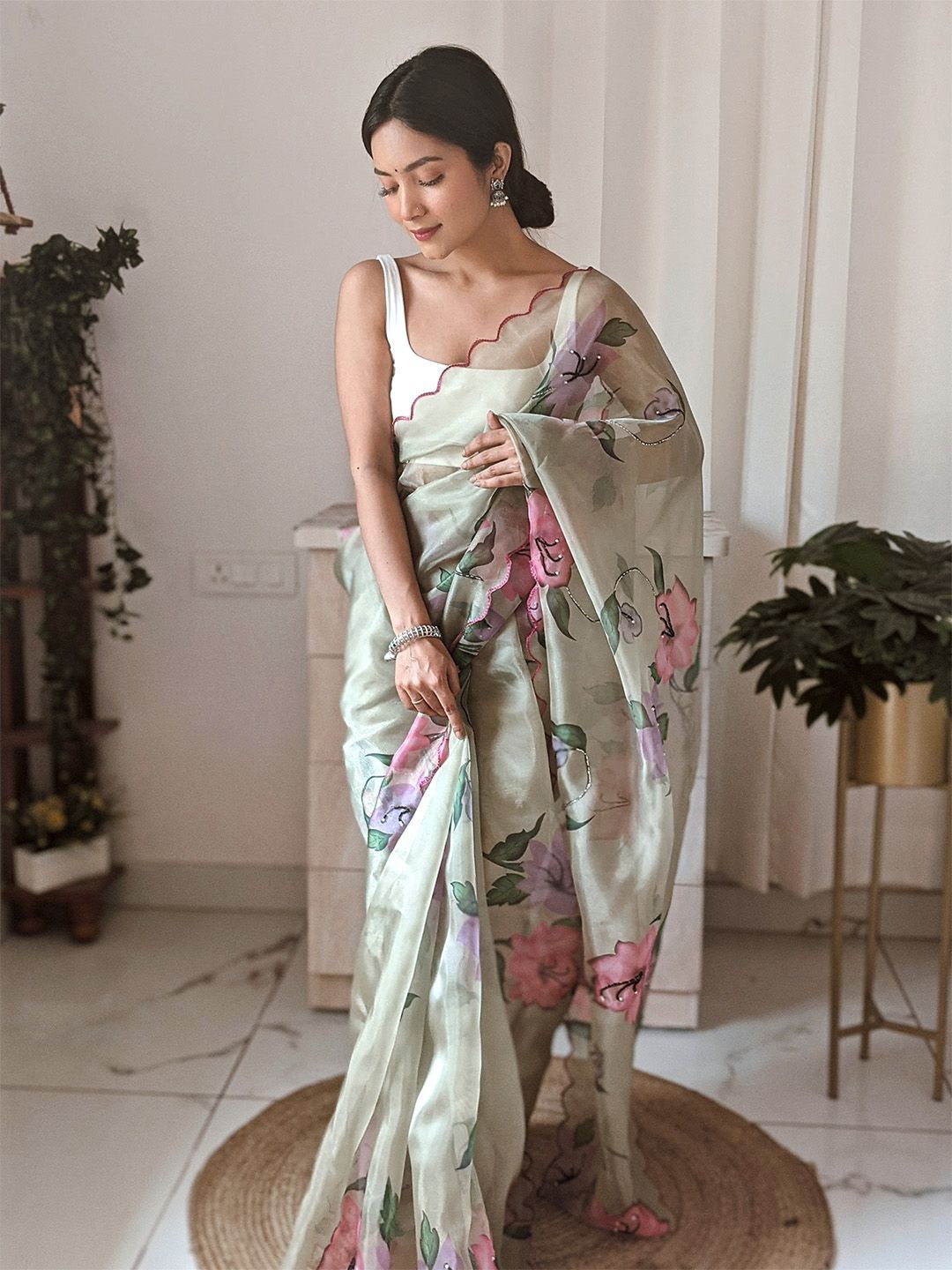 

Ishin Floral Beads and Stones Organza Saree, Green