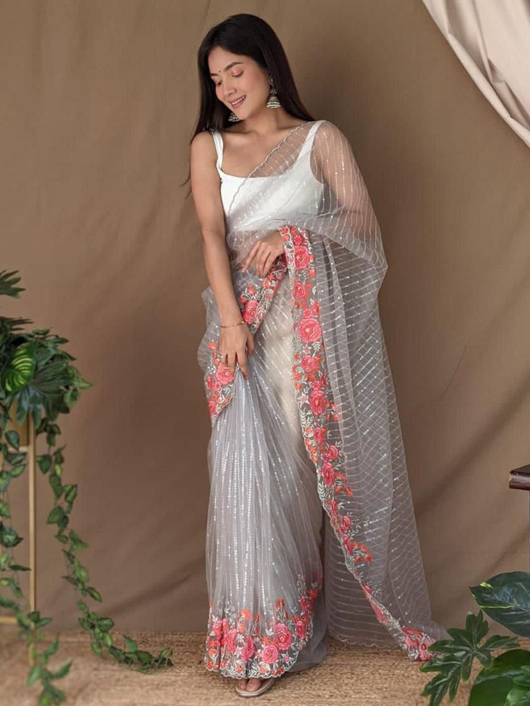 

Ishin Striped Sequinned Net Saree, Grey