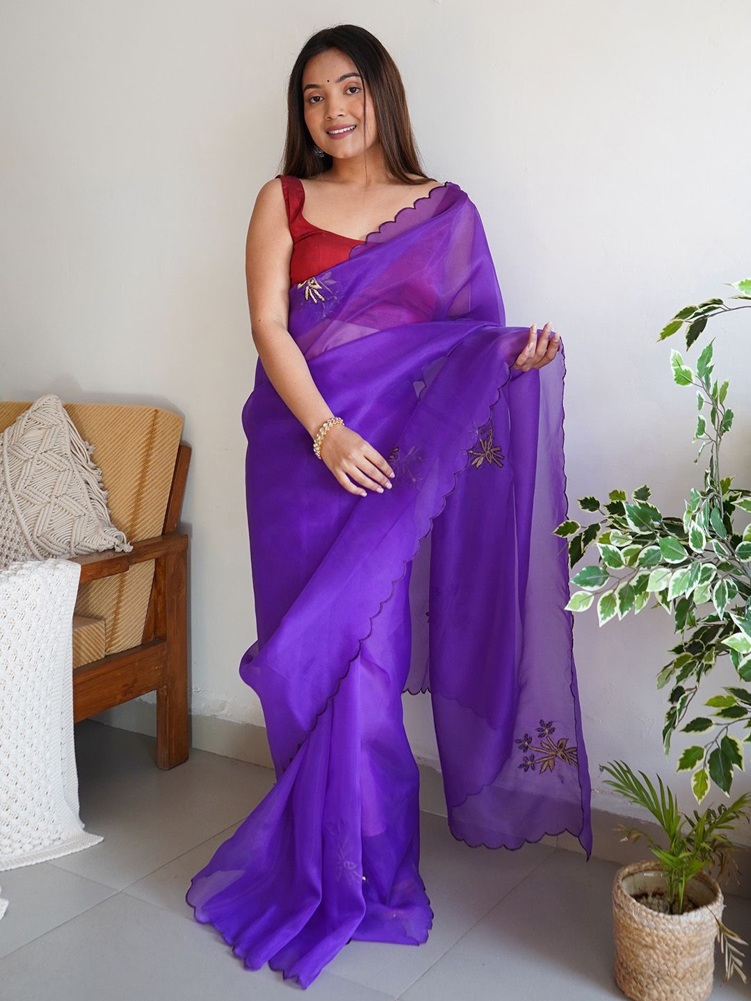 

Ishin Floral Embroidered Organza Saree, Purple