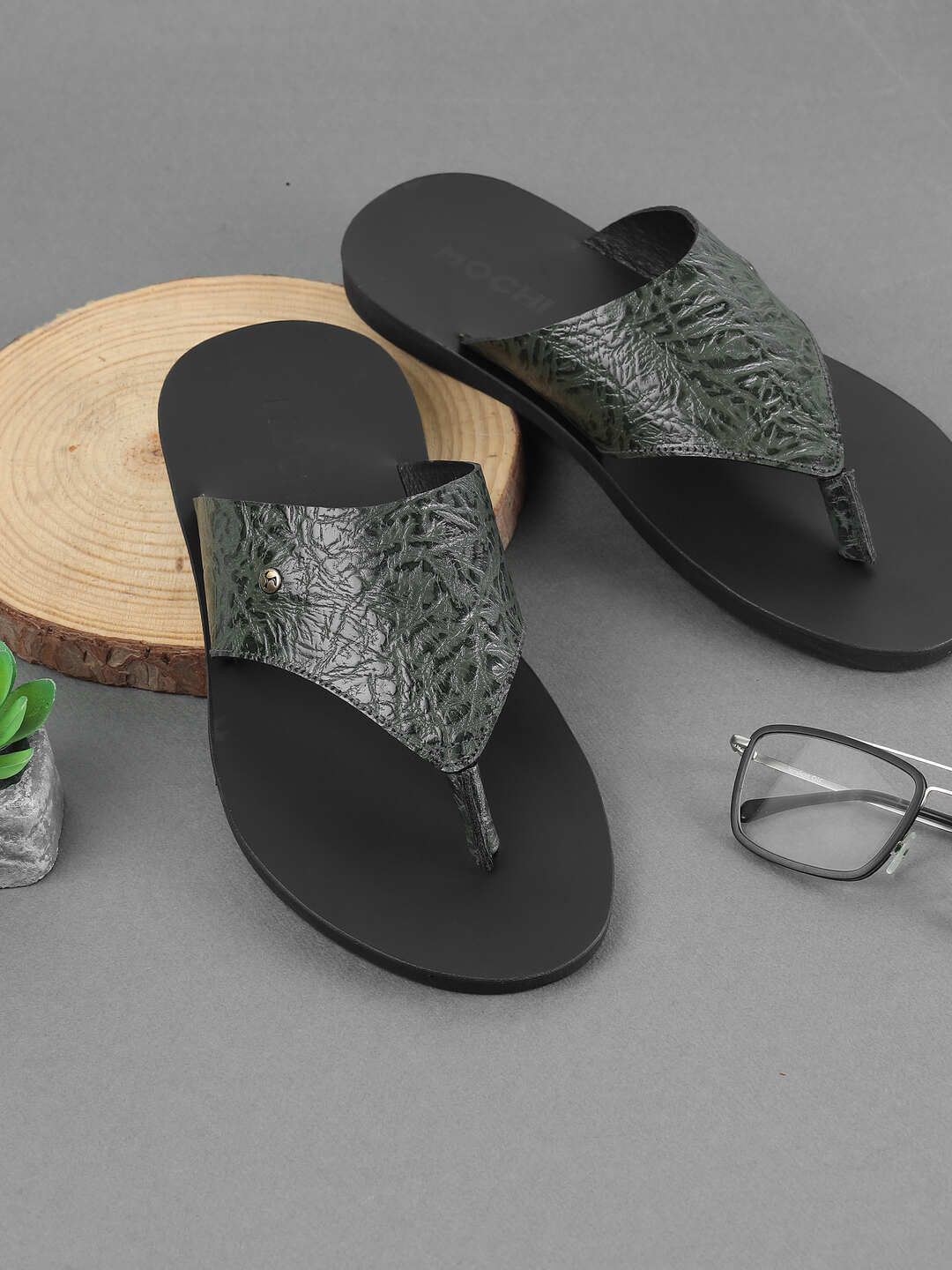 

Mochi Men Leather Comfort Sandals, Green