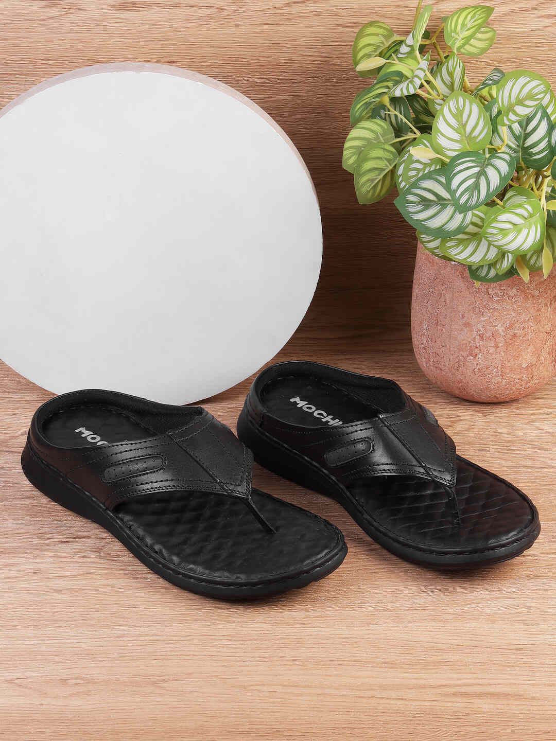 

Mochi Men Leather Comfort Sandals, Black