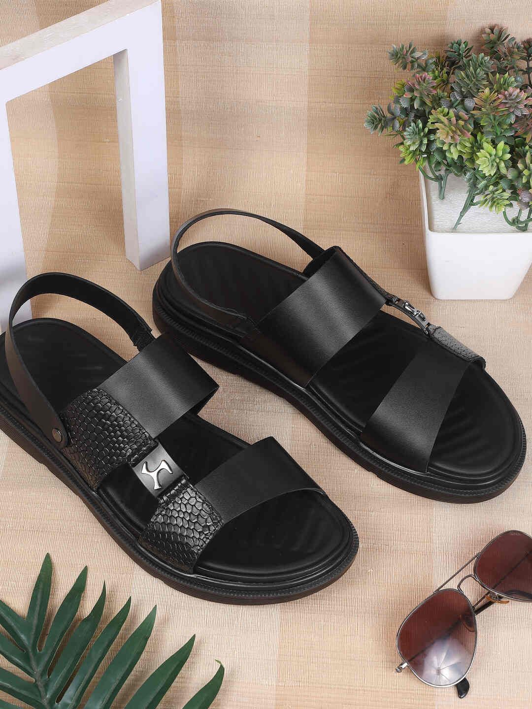 

Mochi Men Leather Comfort Sandals, Black
