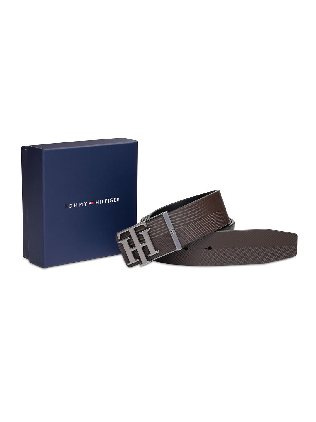 

Tommy Hilfiger Men Textured Leather Reversible Belt, Brown