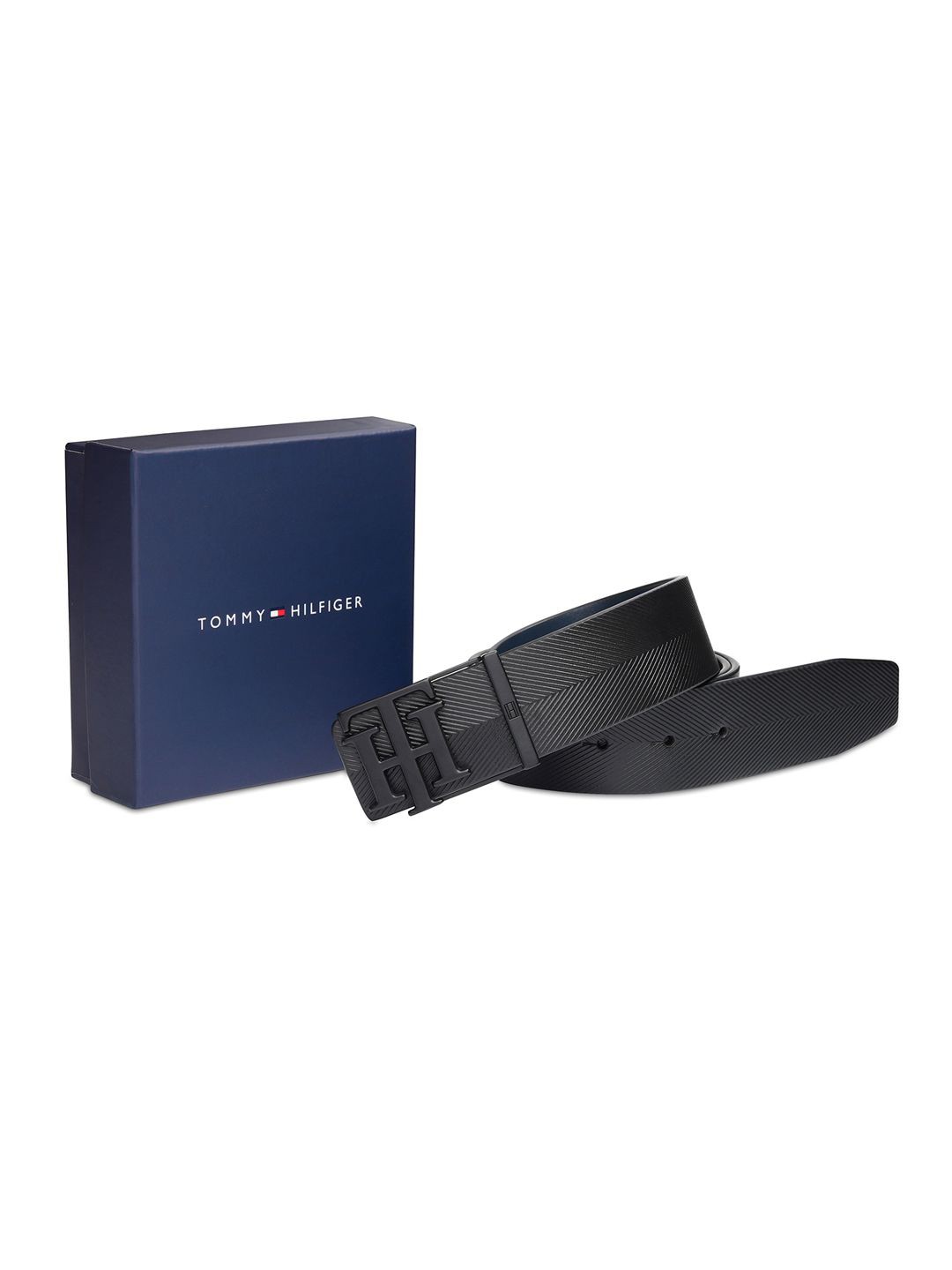 

Tommy Hilfiger Men Textured Leather Reversible Belt, Black