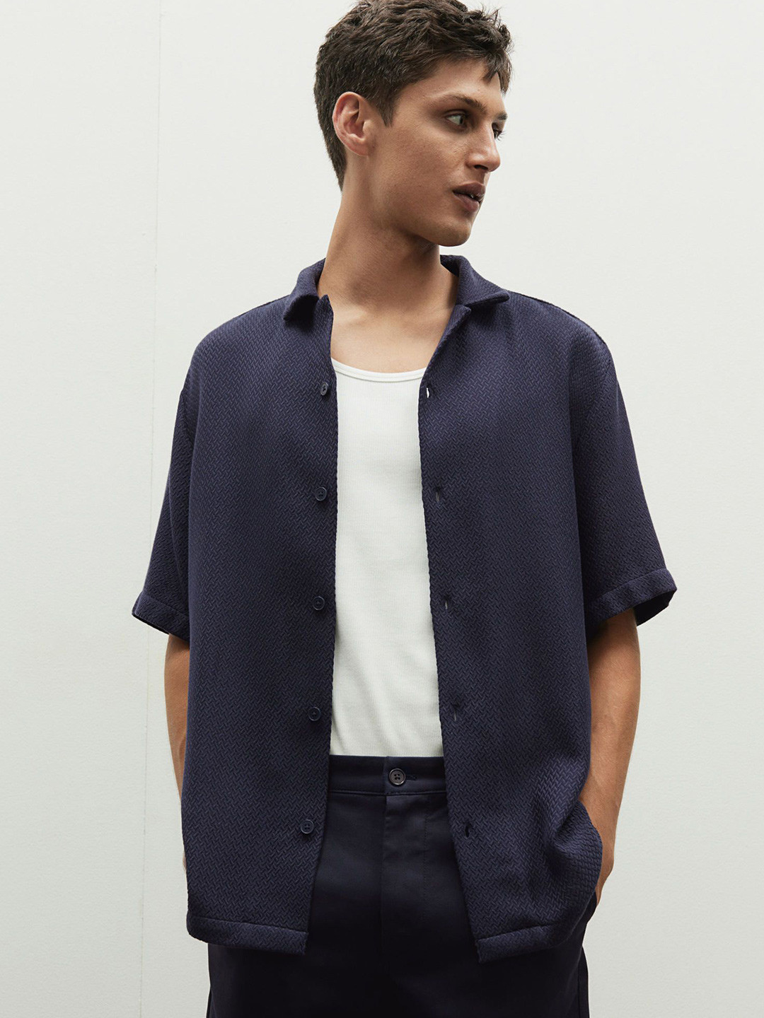 

H&M Textured Resort Shirts, Blue