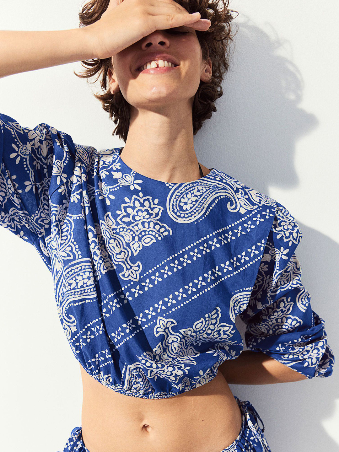 

H&M Defined-Shoulder Blouse, Blue