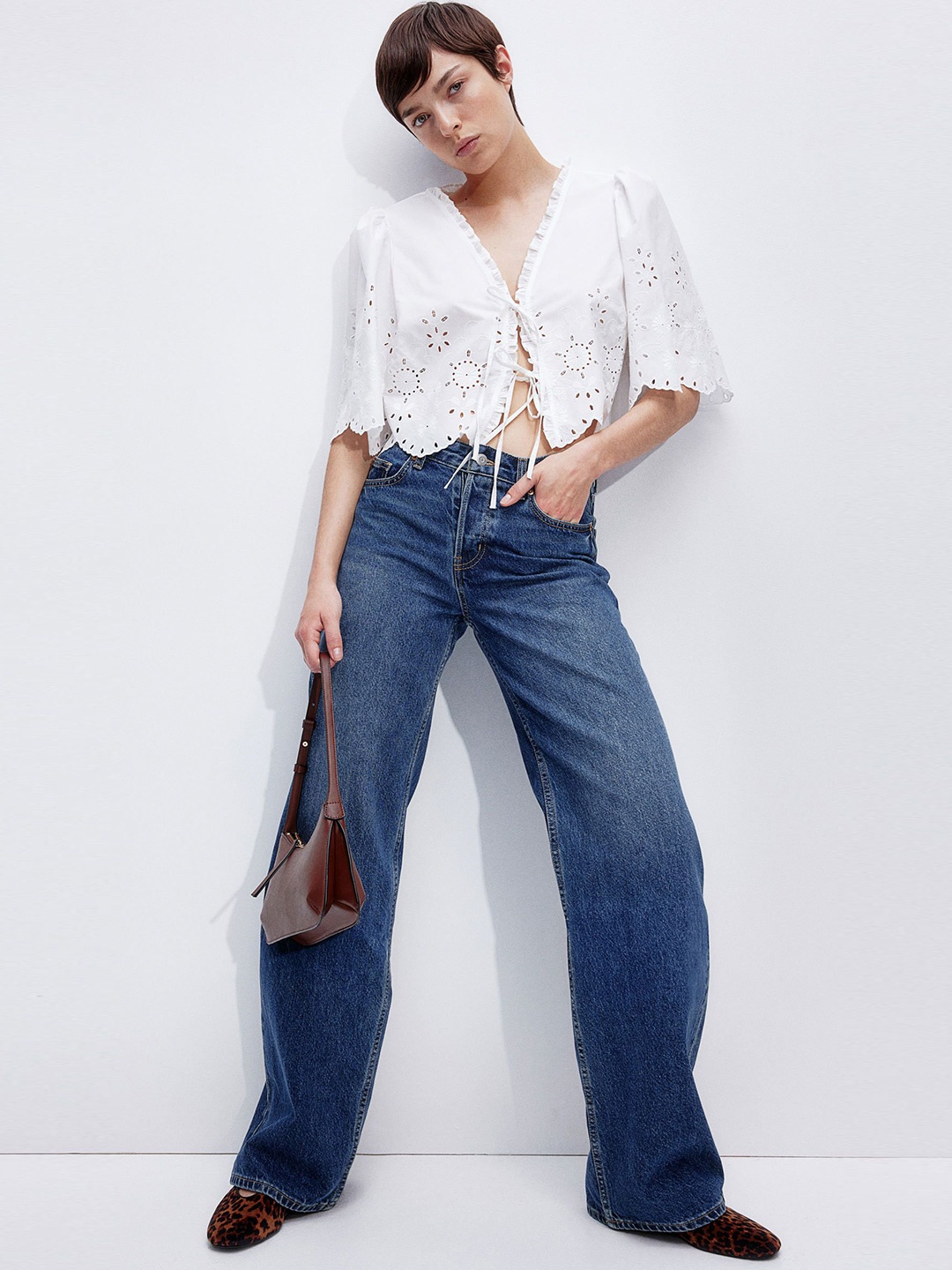 

H&M Cropped Broderie Anglaise Blouse Tops, White