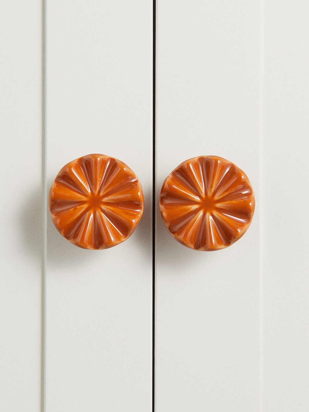 

H&M 2-Pack Orange-Colored Stoneware Knobs