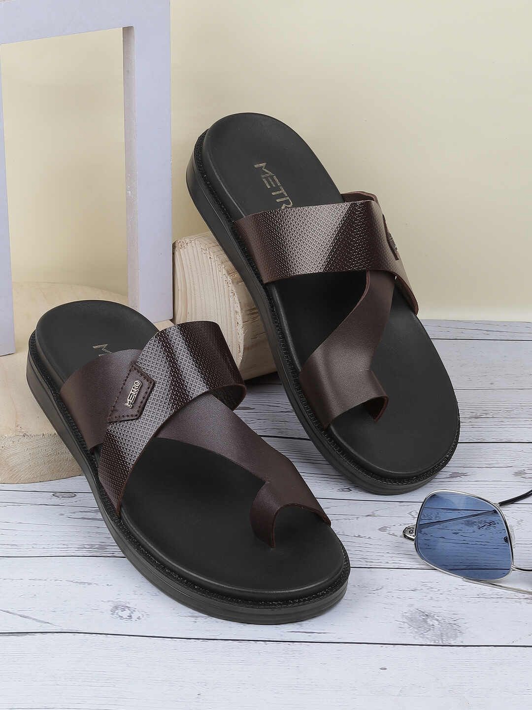 

Metro Men Leather Comfort Sandals, Brown