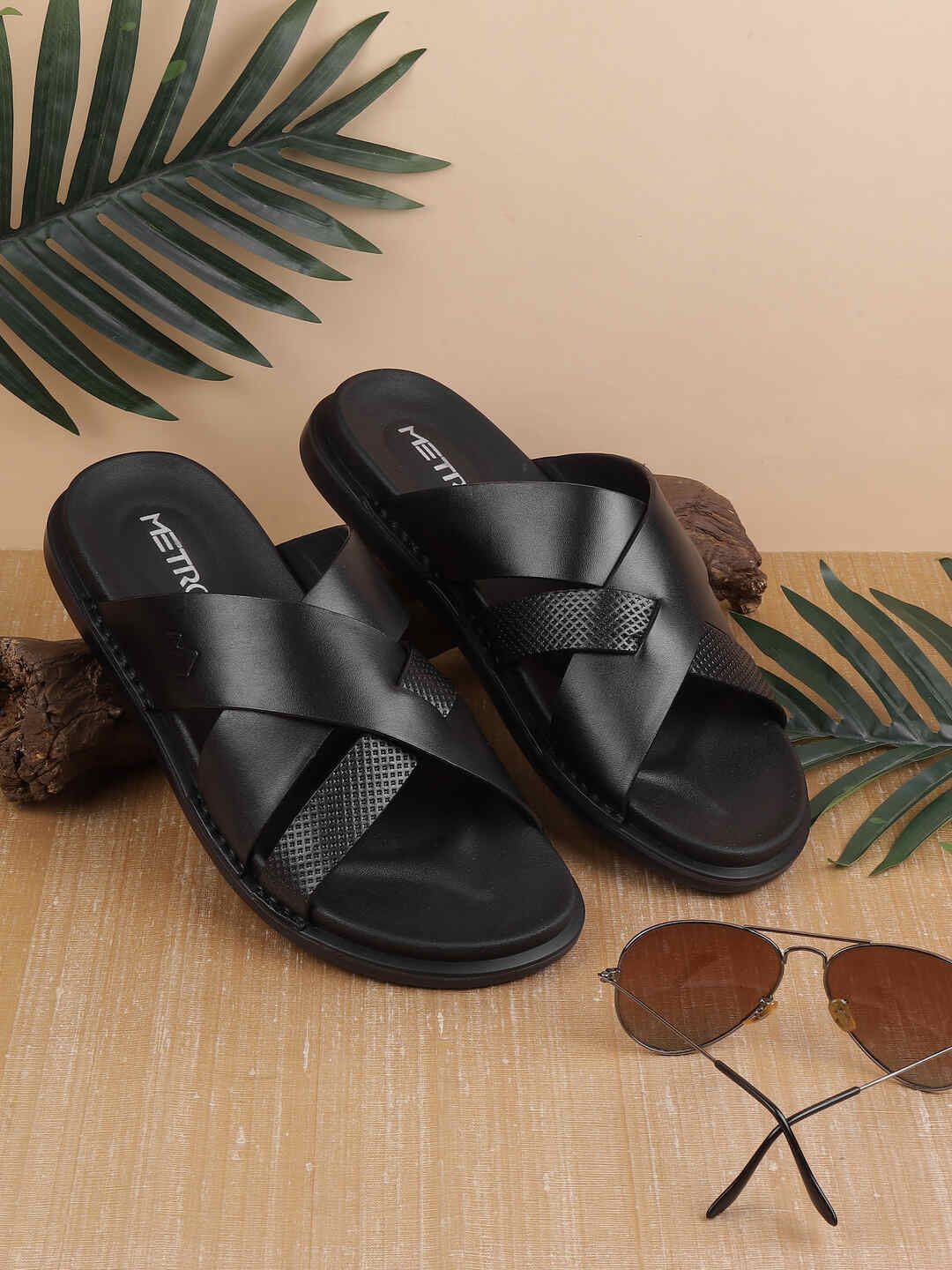 

Metro Men Leather Comfort Sandals, Black