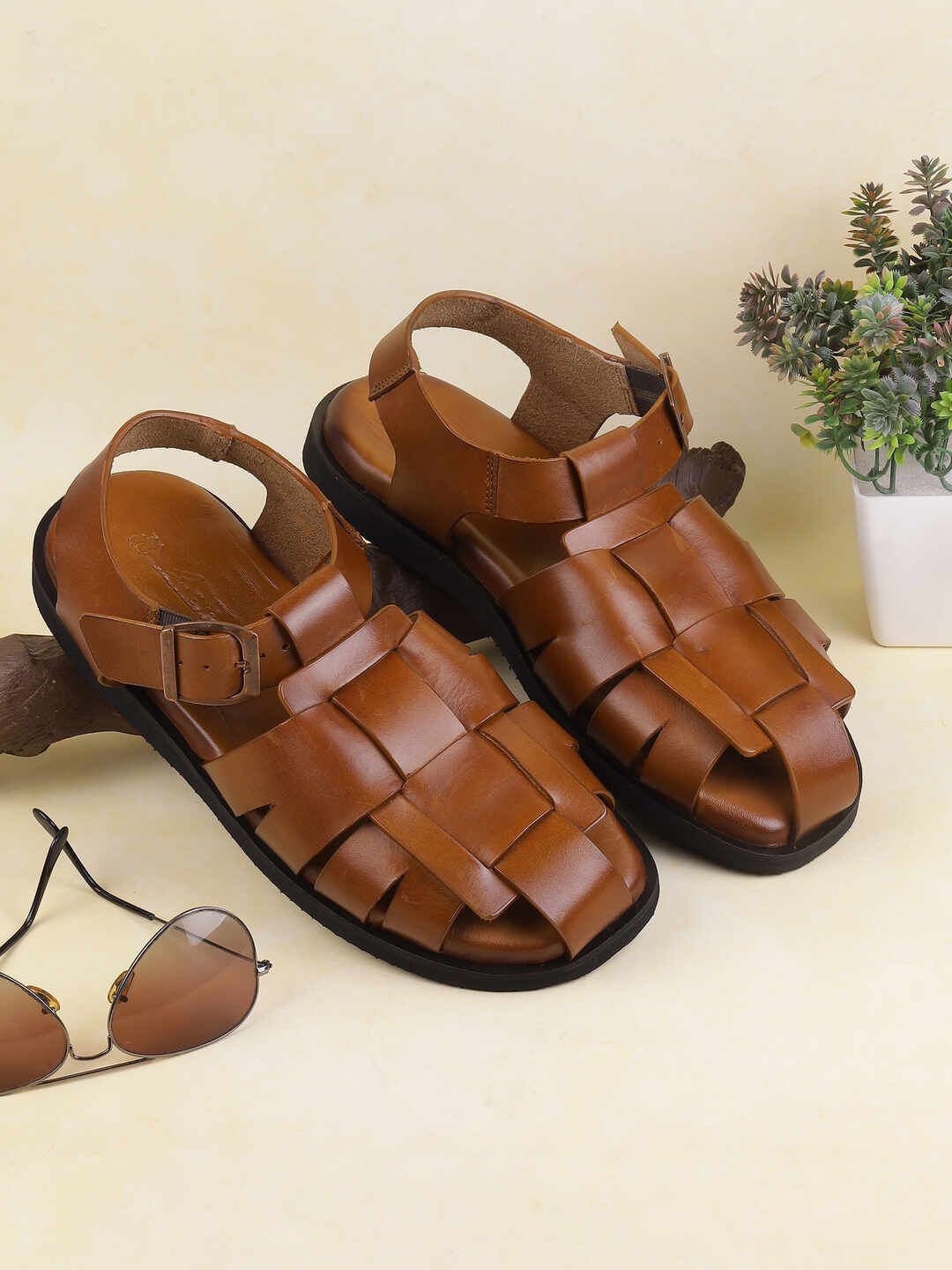 

DAVINCHI Men Leather Comfort Sandals, Tan