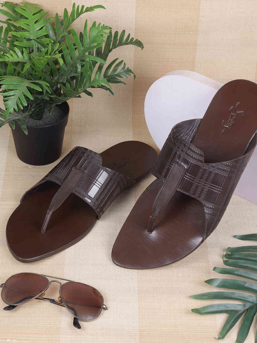 

DAVINCHI Men Ethnic Leather Comfort Sandals, Brown