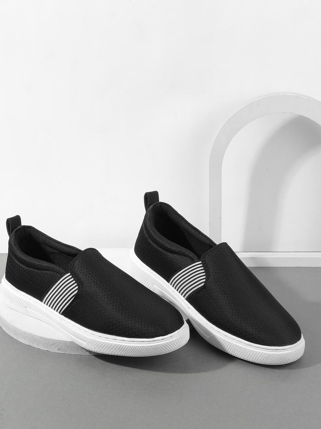 

WALKWAY by Metro Men Woven Design Slip-On Sneakers, Black