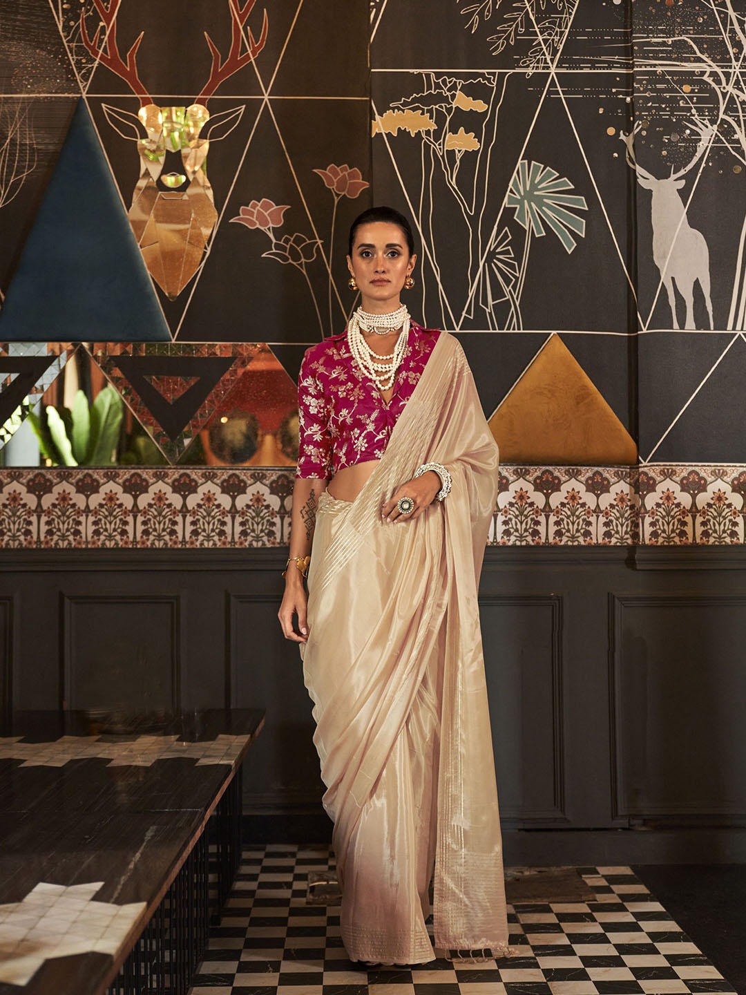 

elora Silk Blend Saree, Cream