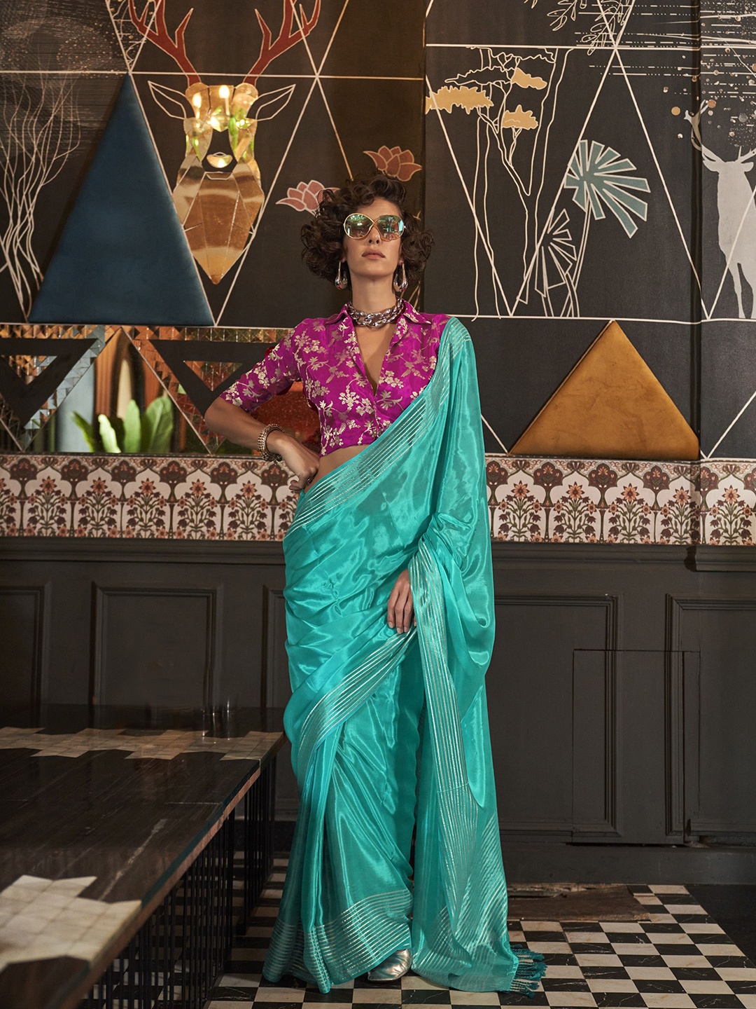 

elora Gotta Patti Silk Blend Saree, Turquoise blue