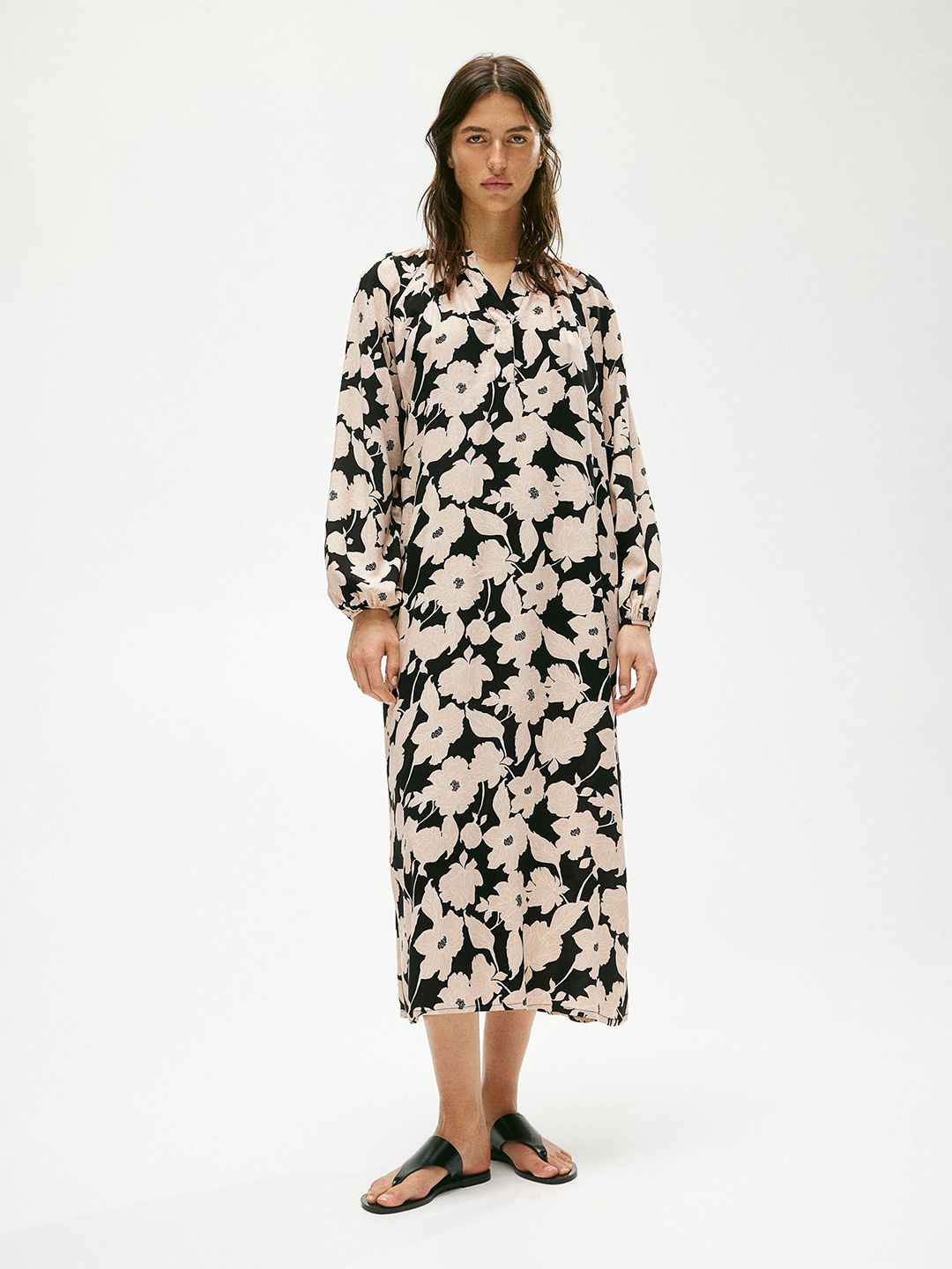 

H&M Printed Balloon-Sleeved Dress, Beige
