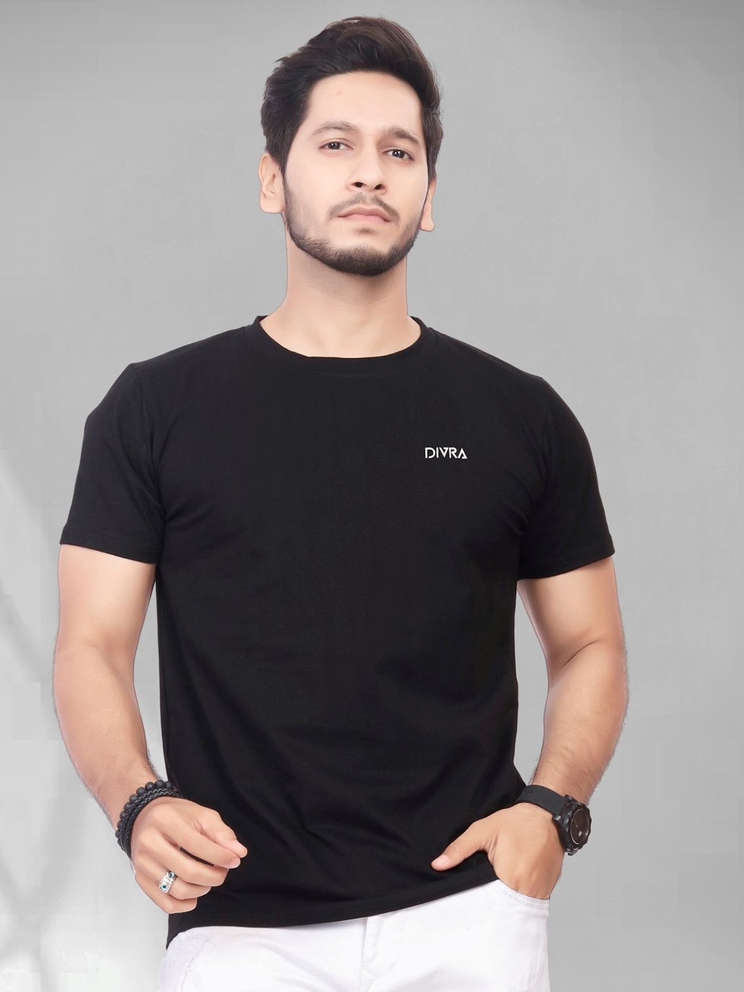 

Divra Clothing Men Pure Cotton Pockets T-shirt, Black