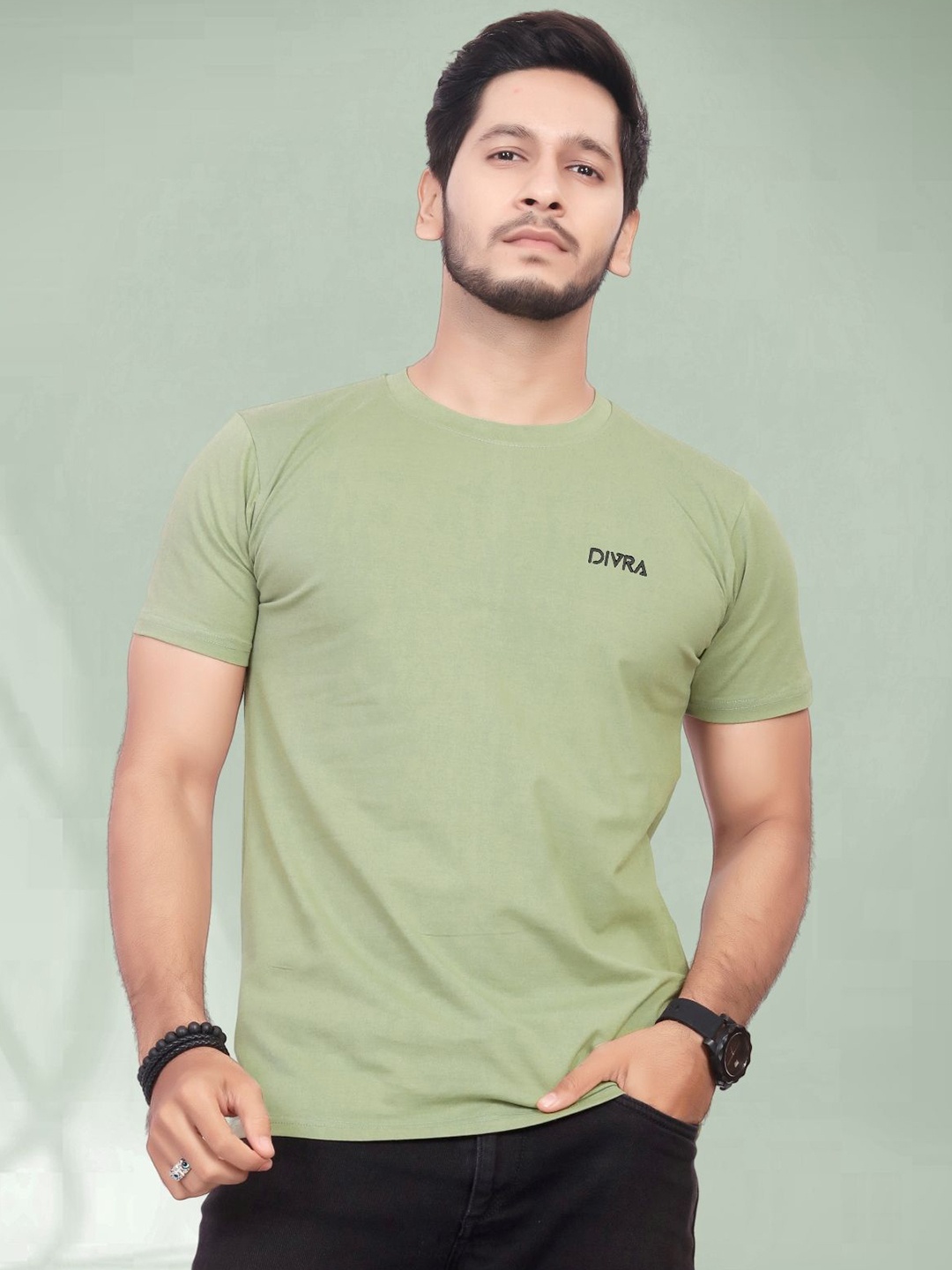 

Divra Clothing Men Pure Cotton T-shirt, Olive