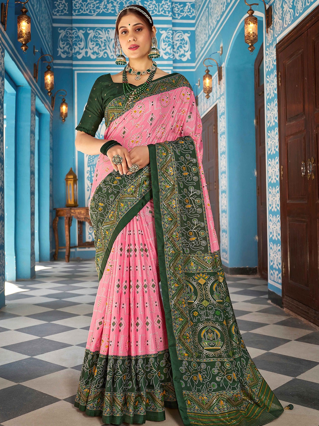 

HEER FASHION Woven Design Zari Art Silk Patola Saree, Pink