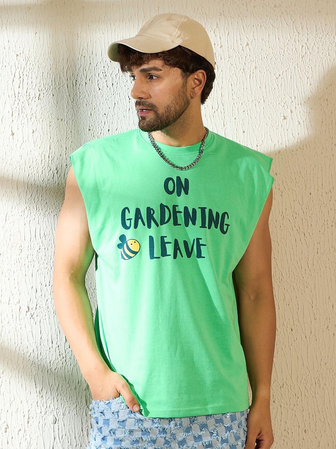 

FUGAZEE Men Typography Printed Applique T-shirt, Green