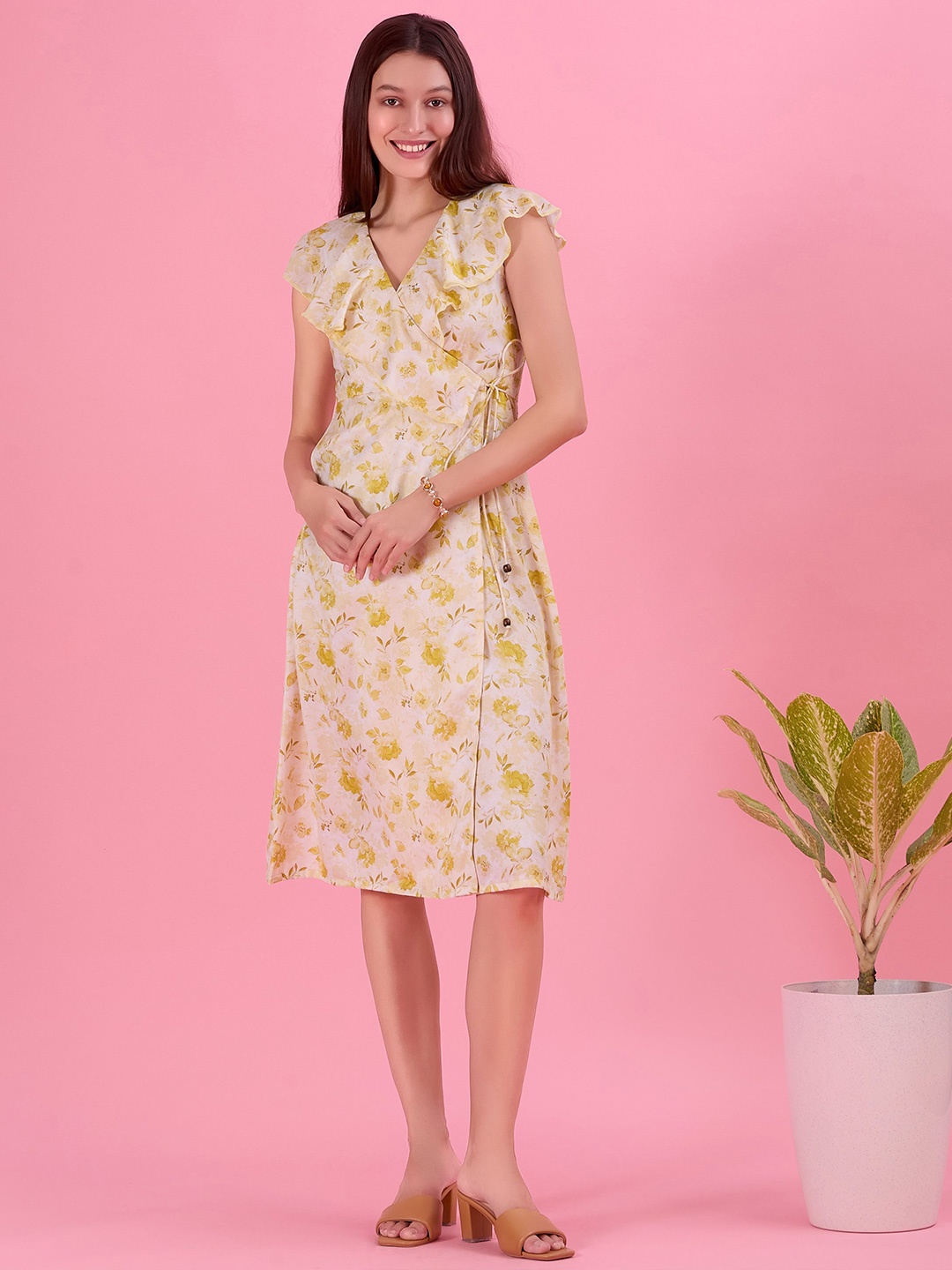 

Amarasha Floral Print Crepe A-Line Dress, Yellow