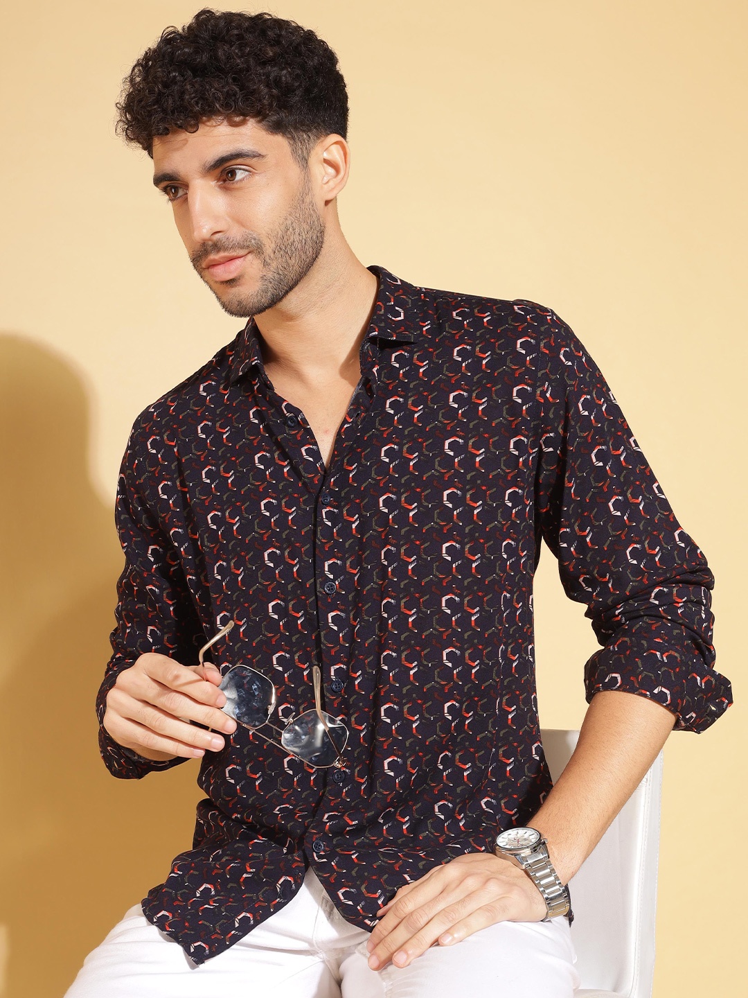 

HERE&NOW Men Slim Fit Floral Opaque Printed Casual Shirt, Multi