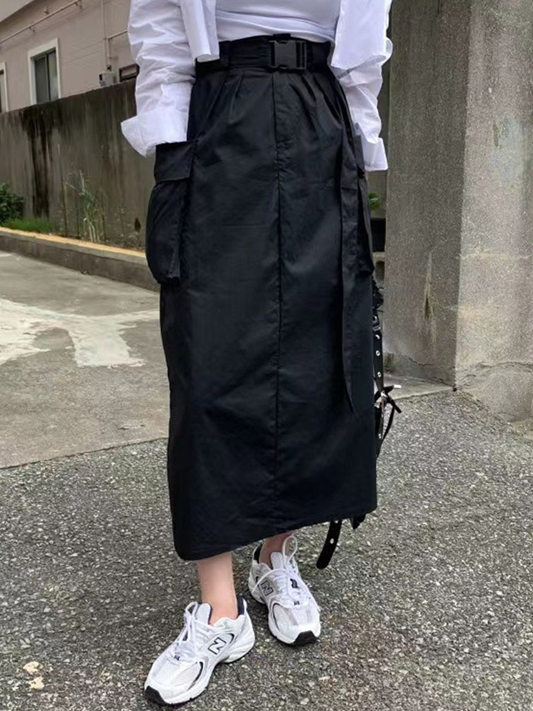 

LULU & SKY Cargo Maxi Skirts, Black