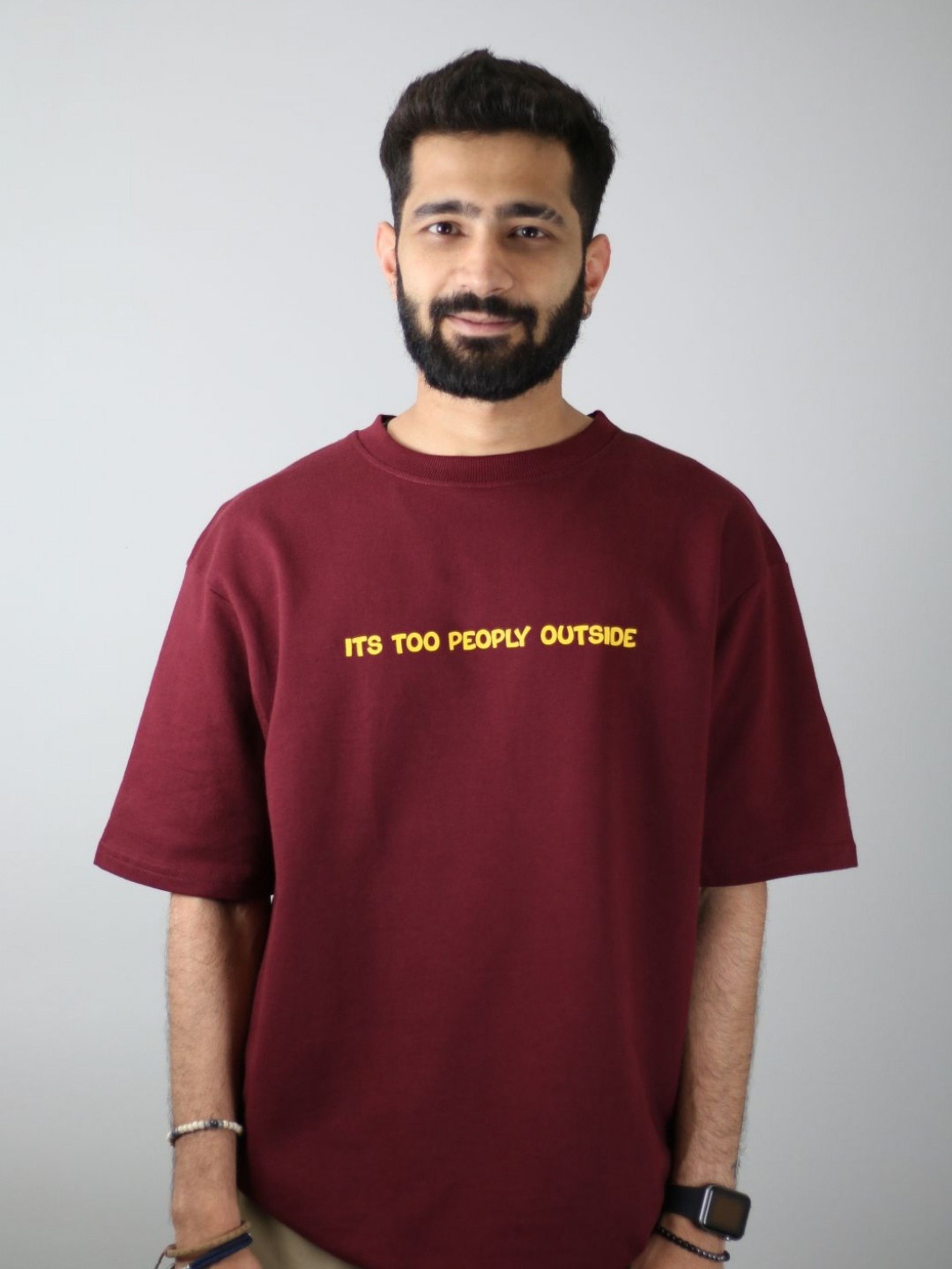 

EKSDEE Men Printed Applique T-shirt, Burgundy