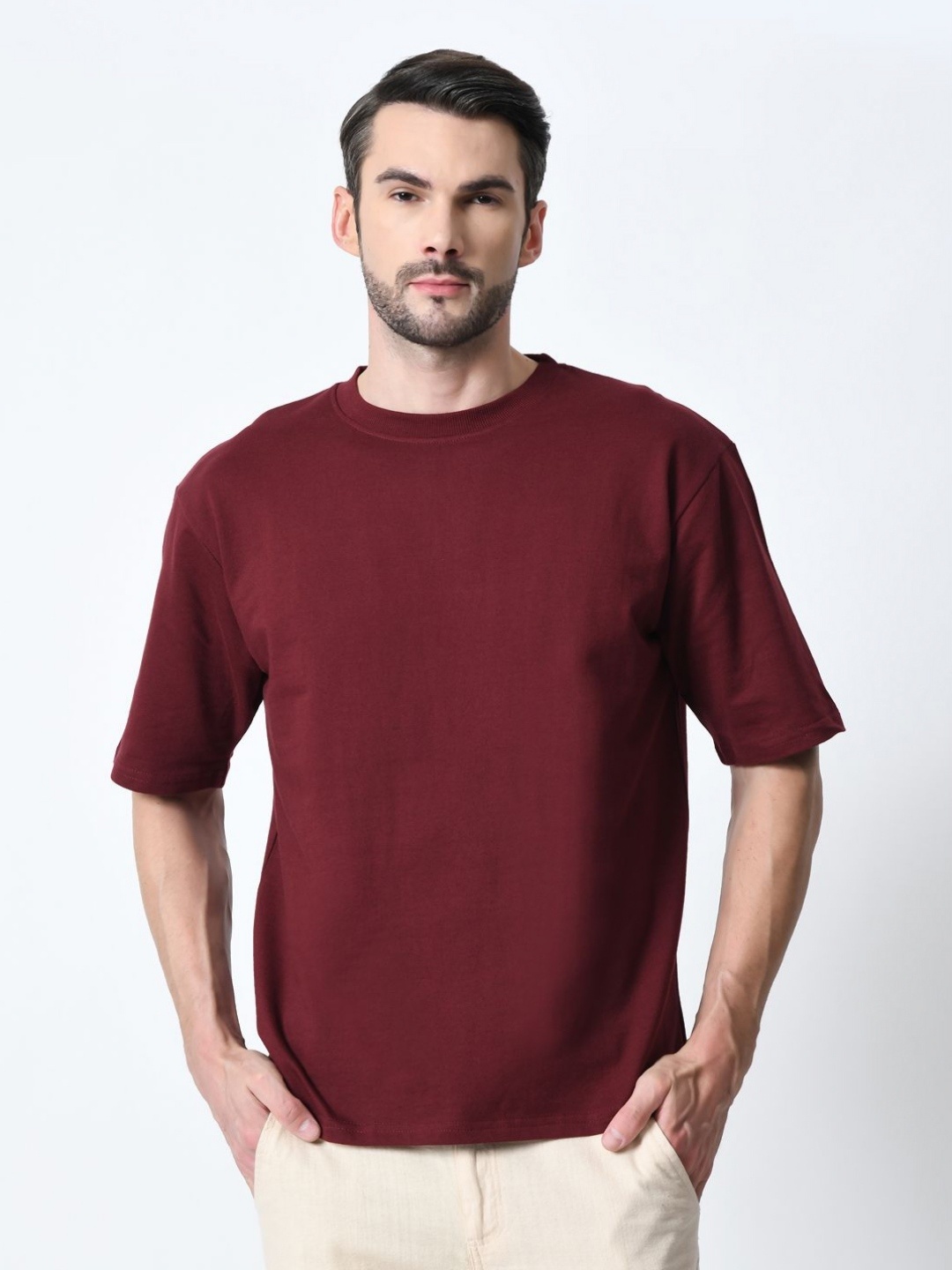 

EKSDEE Men Extended Sleeves Applique T-shirt, Burgundy