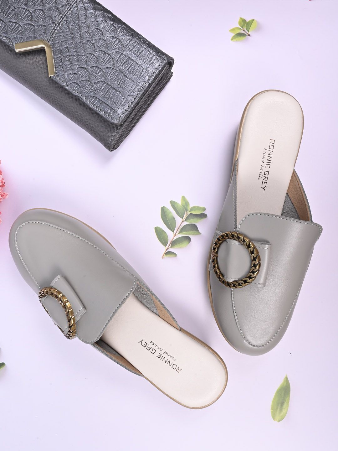 

Ronnie Grey Women Mules Flats