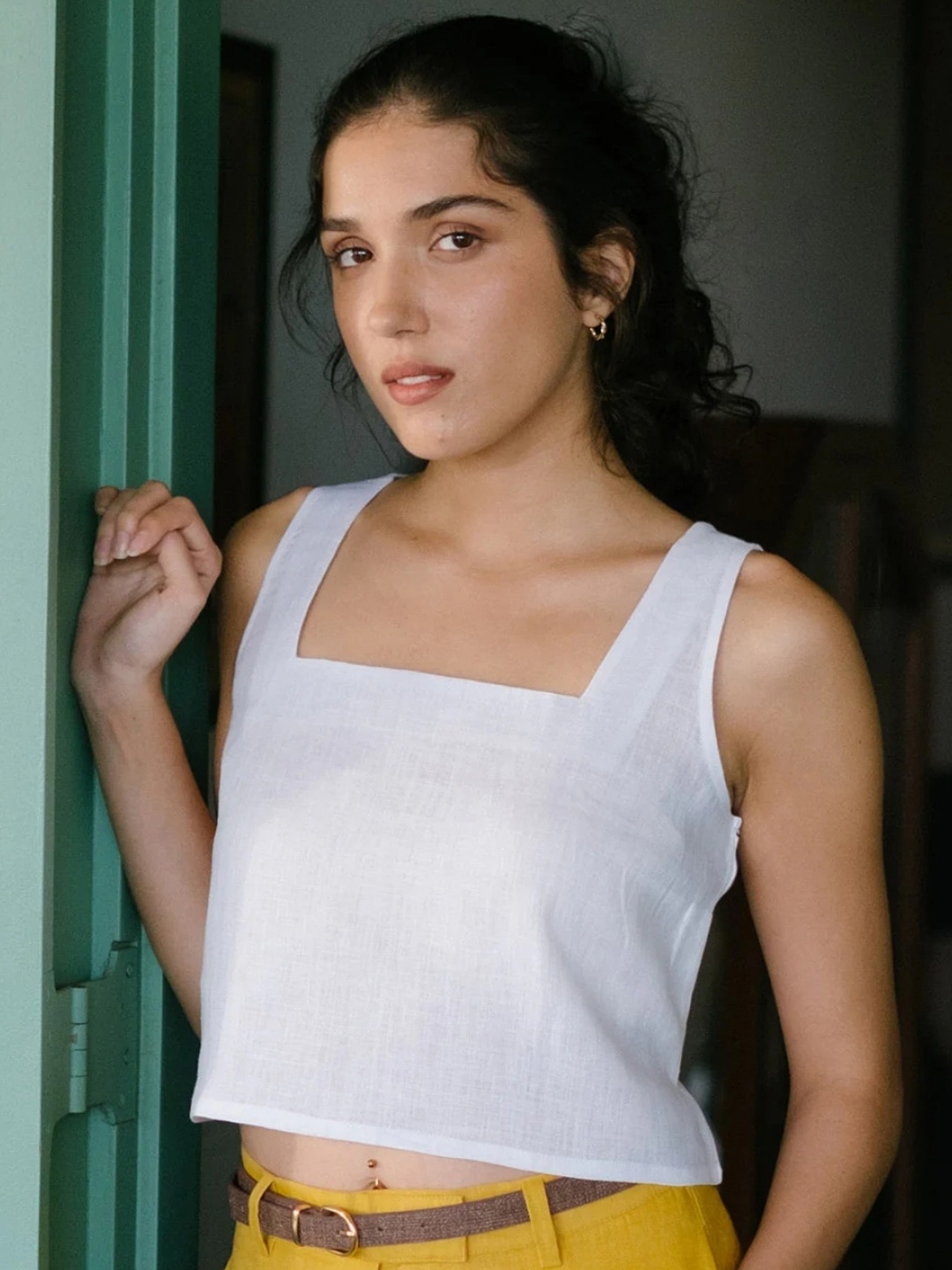 

Creatures of Habit Women Linen Crop Tank Top, White