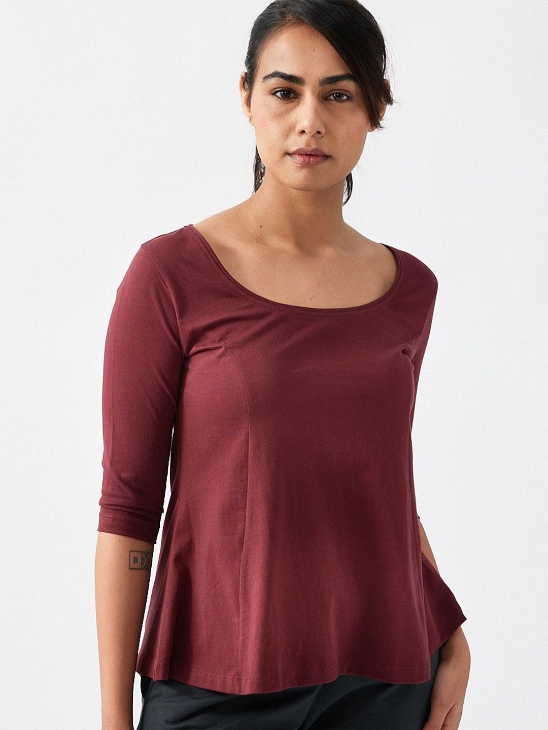 

Creatures of Habit Women Pima Flared Top, Maroon