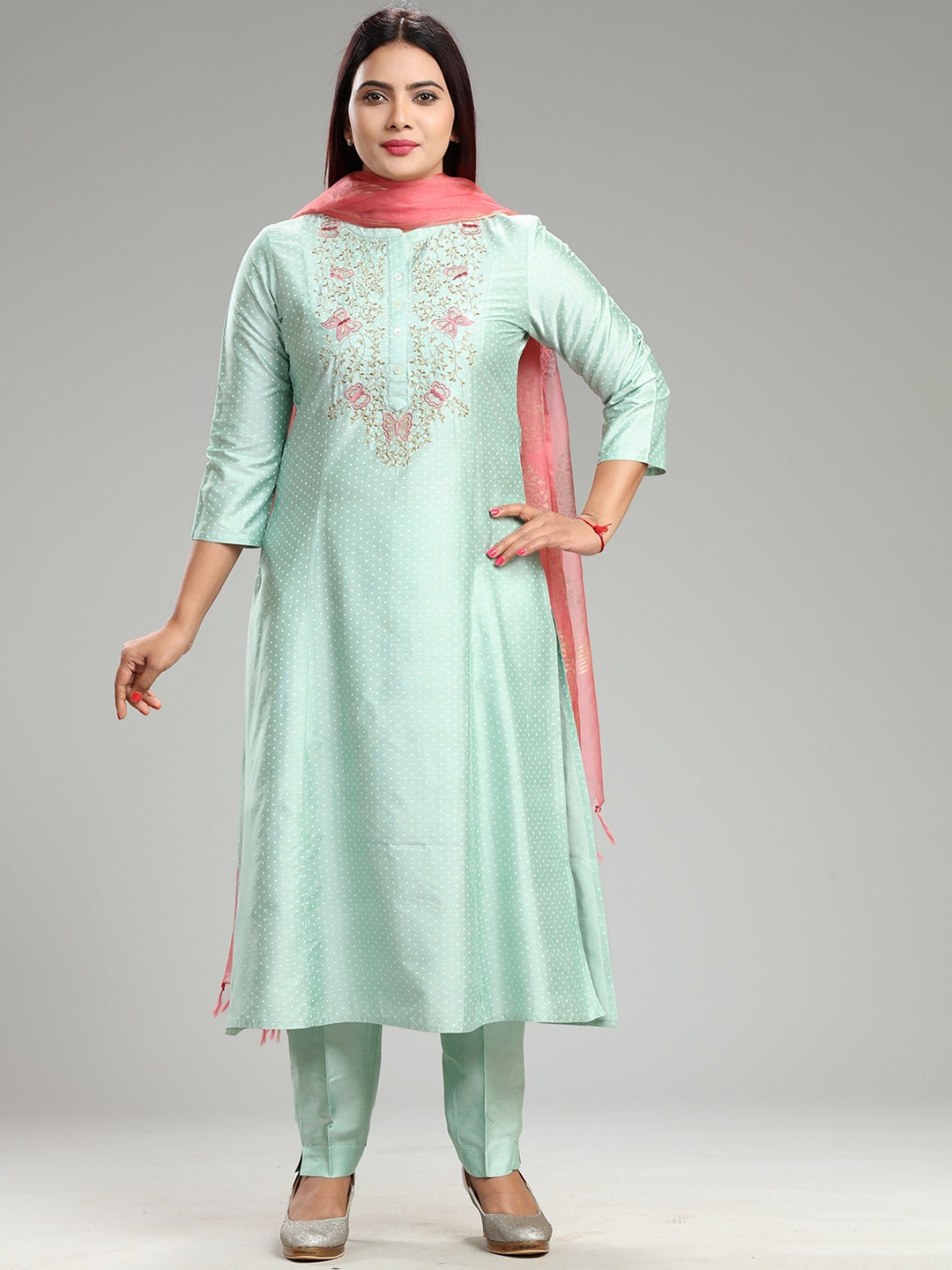 

COTTON CULTURE Women Printed Regular Kurta with Trousers & With Dupatta, Green