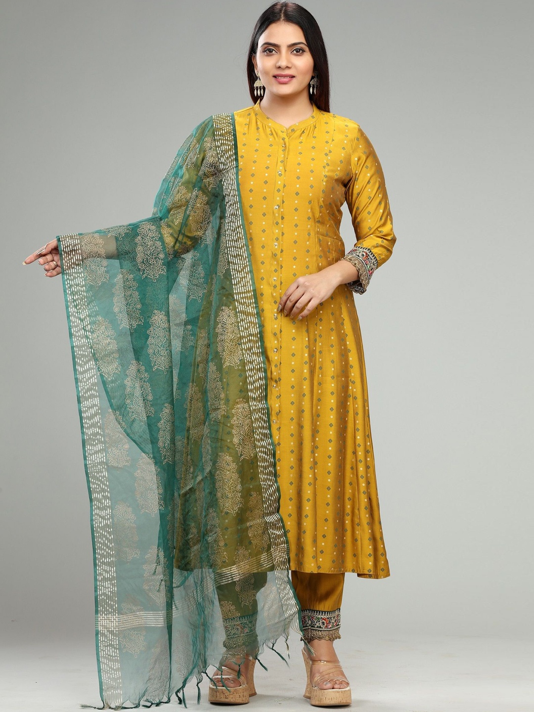 

COTTON CULTURE Women Floral Printed Regular Kurta with Churidar & With Dupatta, Mustard