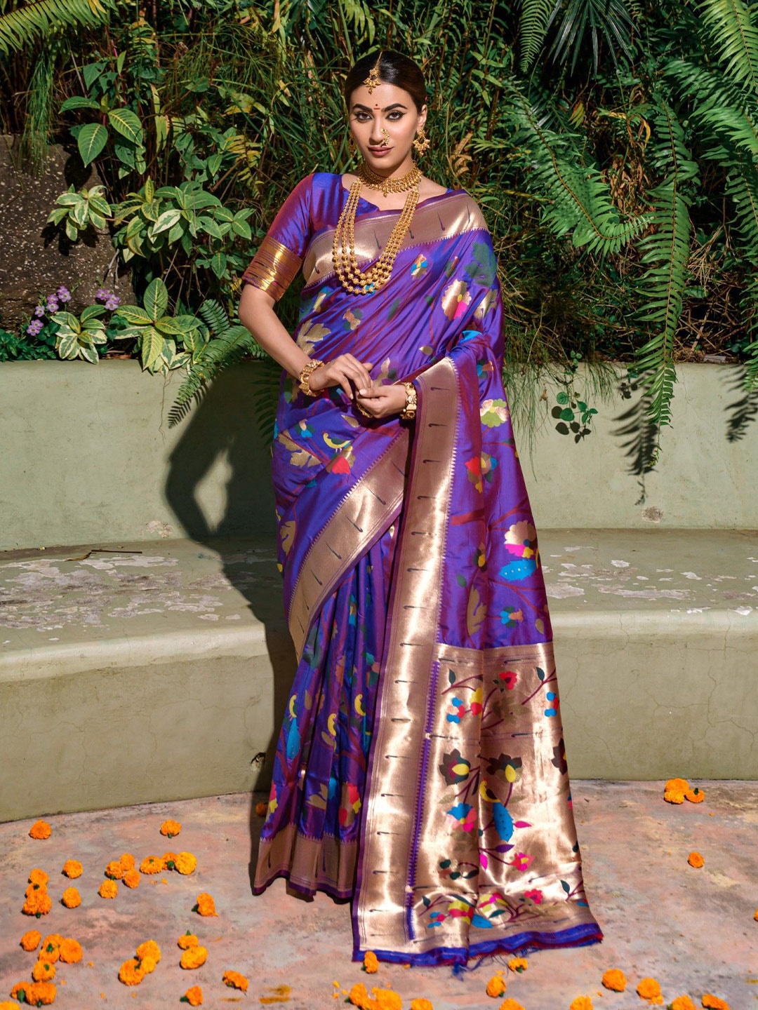 

LeeliPeeri Designer Woven Design Zari Silk Blend Paithani Saree, Violet