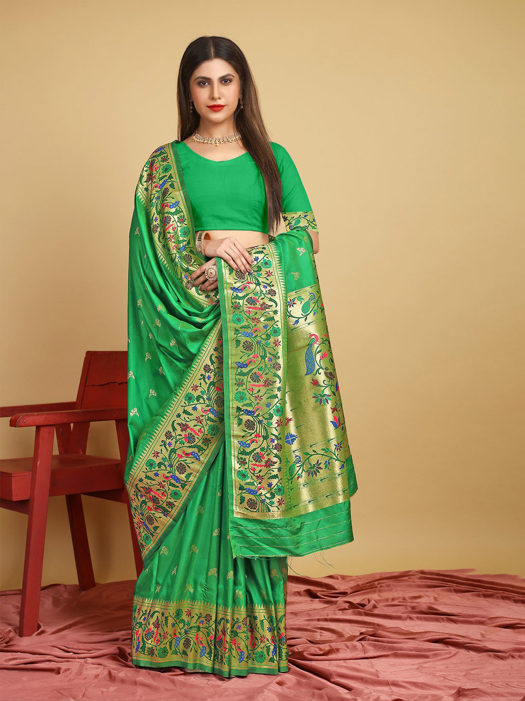 

LeeliPeeri Designer Zari Silk Blend Designer Paithani Saree, Green